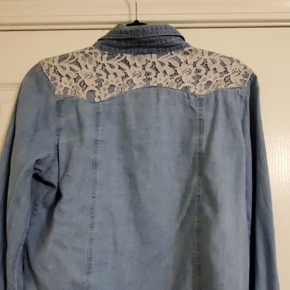 RUE21 JEAN BUTTON DOWN - Picture 3 of 3